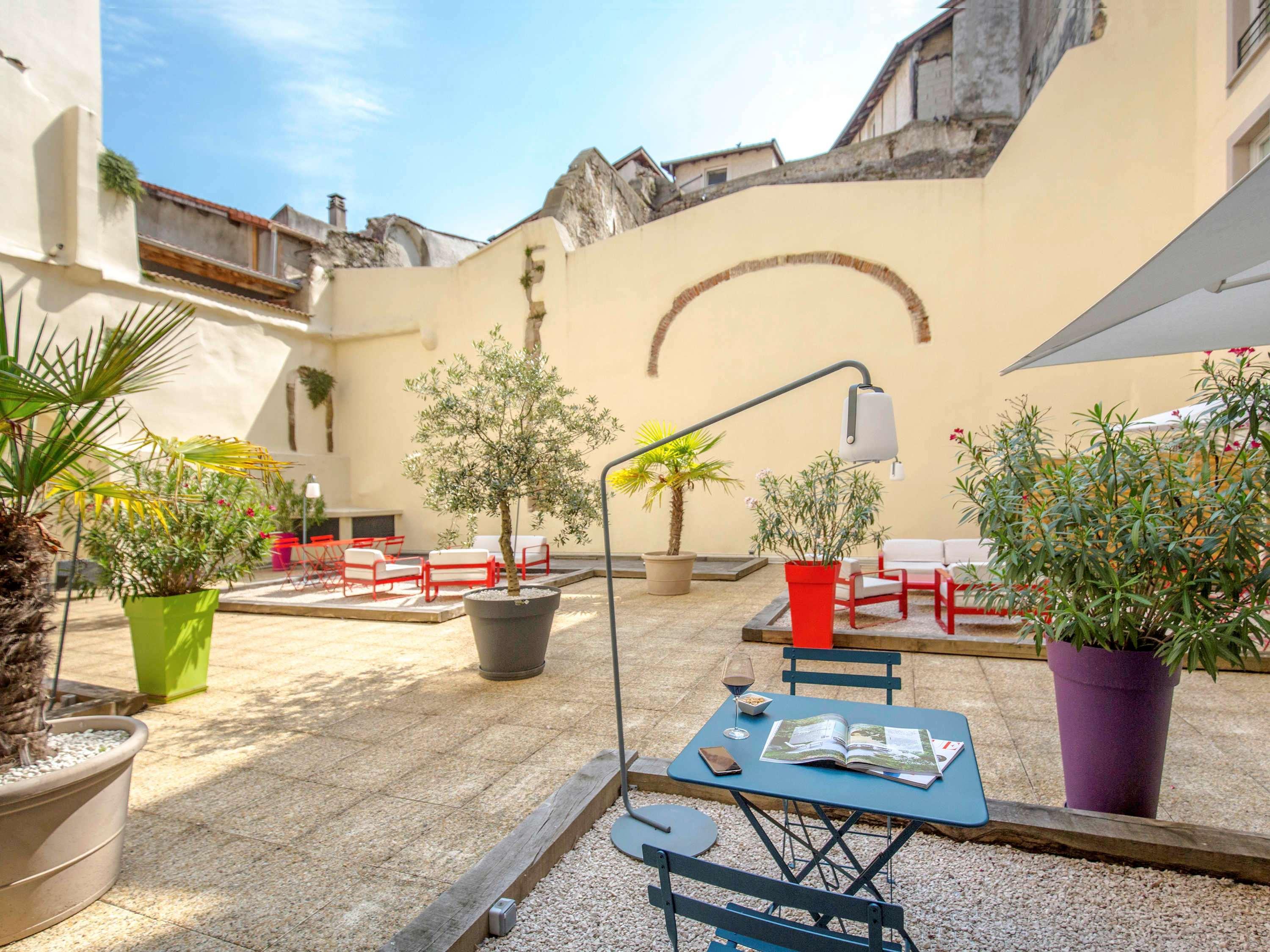 Ibis Lyon Sud Vienne Saint-Louis Hotel Exterior photo