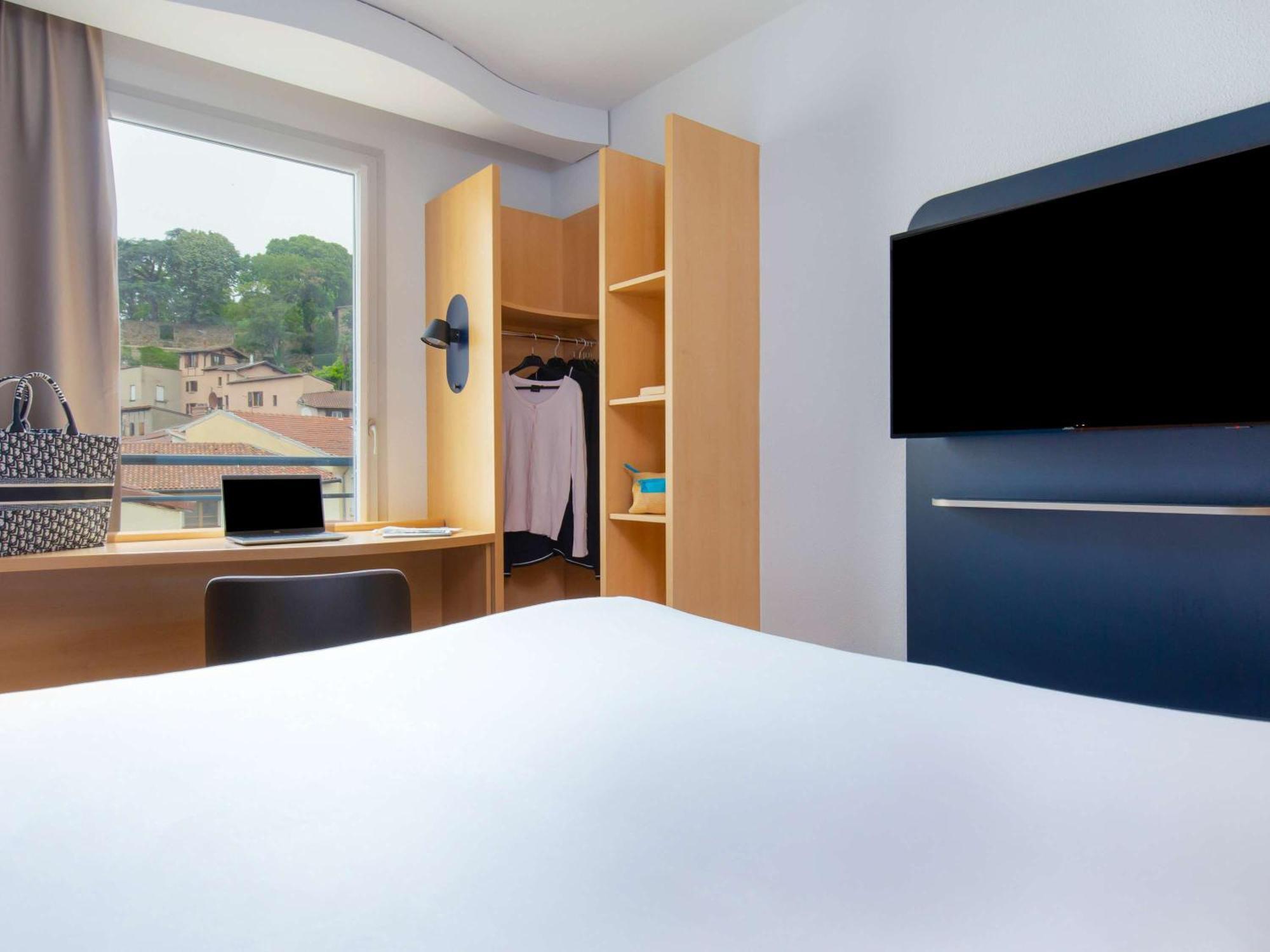 Ibis Lyon Sud Vienne Saint-Louis Hotel Exterior photo